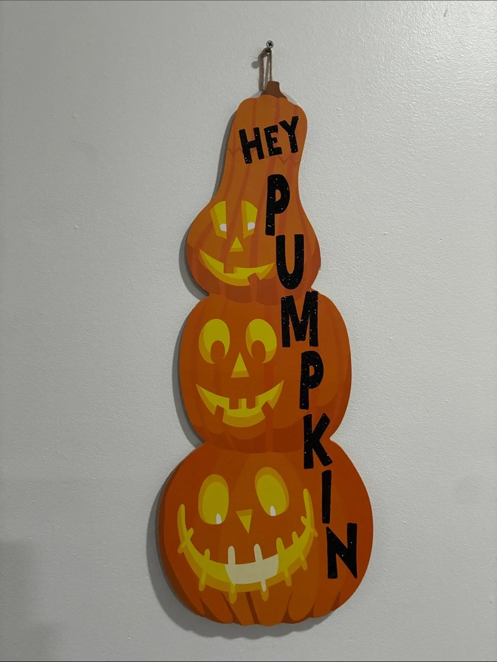 NWT- 24”- Glittered Hey Pumpkin- Triple Stacked Jack-O'-Lantern Wall Decor Sign